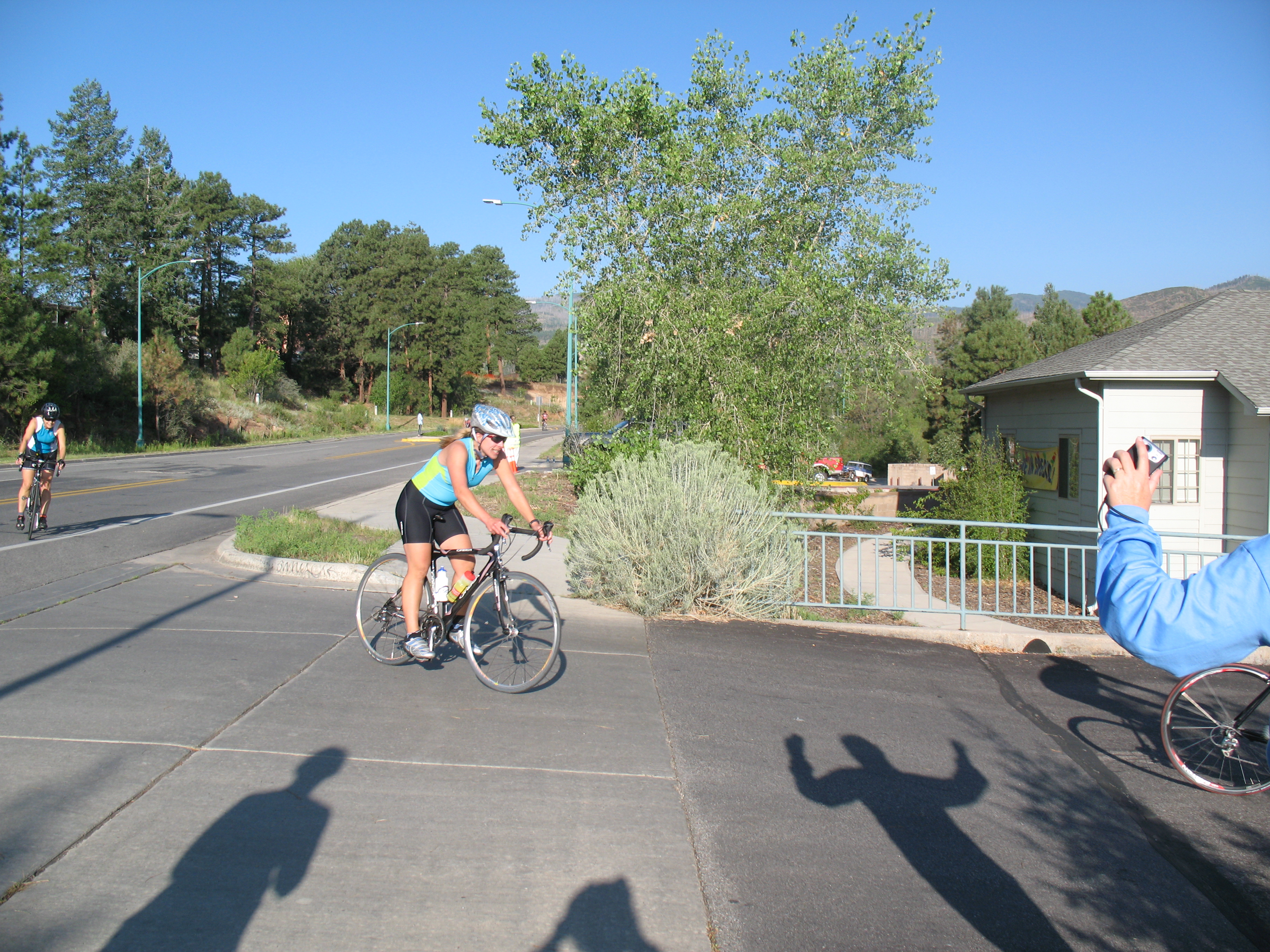 LARacepics/Tammyonbike.jpg